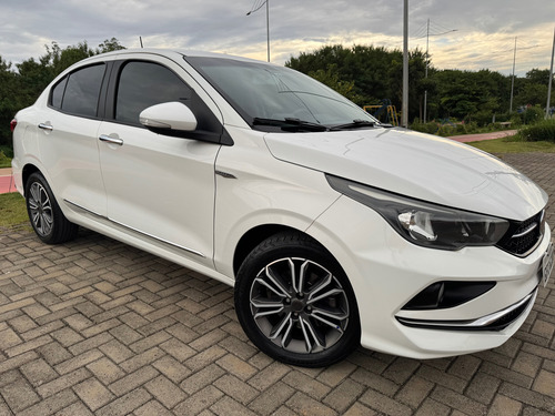 Fiat Cronos 1.8 Precision 16v Flex Aut. 4p