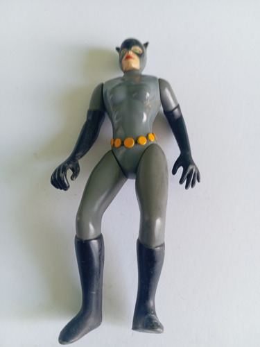Batman The Animated Series Catwoman Action Figure Kenner 