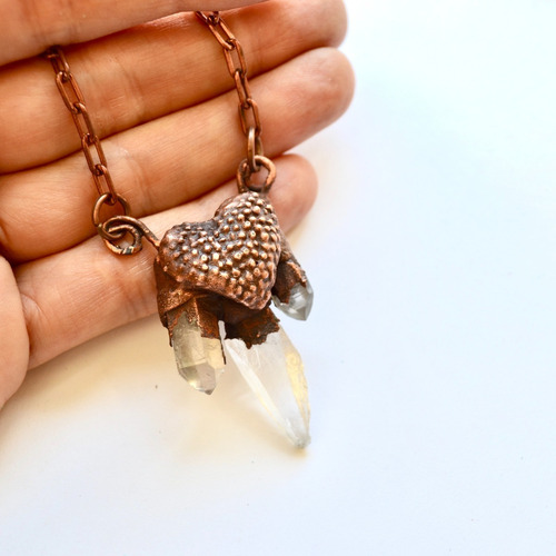 Imagen 3 de 10 de Collar Corazon Con Piedra Natural Cuarzo Cristal, Cod1