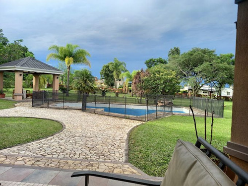 Terreno En Venta En San Miguel De Tucumán