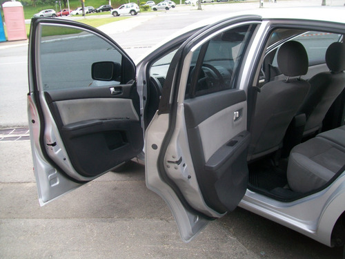 Imagem 8 de 15 de Nissan Sentra S 2.0 Flex 16v. Aut