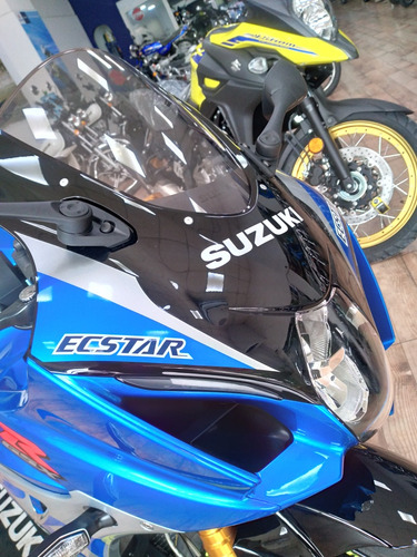 Imagen 8 de 15 de Suzuki Gsxr 1000 - 0km - Entrega Inmediata - Unica Azul 2023