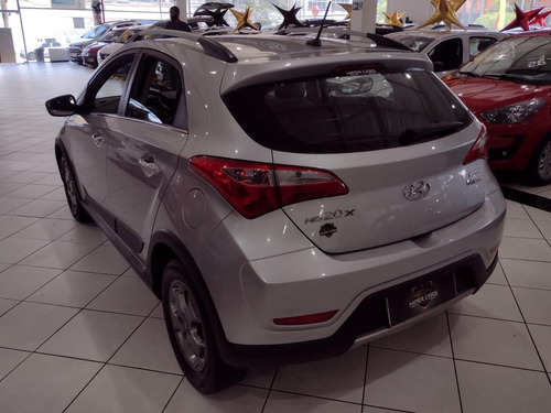 Imagem 4 de 14 de Hyundai Hb20x Premium 1.6 (aut) Flex