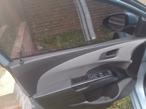 Imagen 11 de 17 de Chevrolet Sonic 2013 1.6 Lt