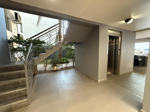 Departamento De 3 Ambientes - Castelar Centro