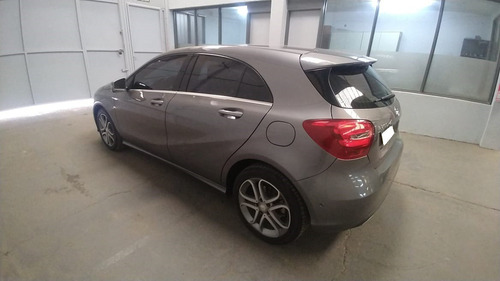 Imagen 4 de 8 de Mercedes Benz A200