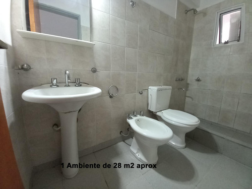Venta De Edificio Sobre Calle Alem Al 700, Morón