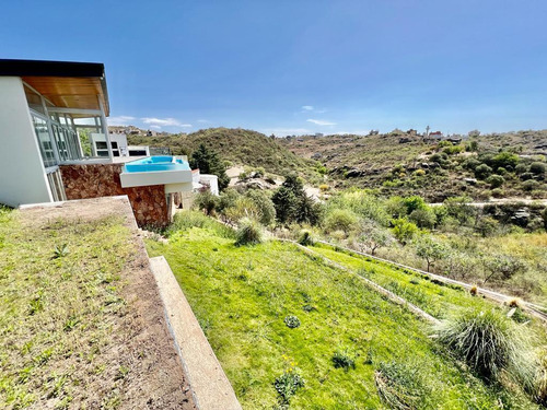 Casa Venta 4 Dormitorios, 3 Baños, Pileta Sin Fin, Cava. V Carlos Paz
