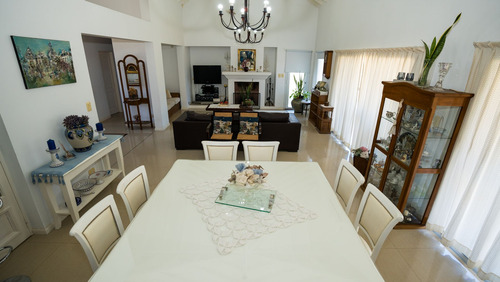 Venta Casa En Fincas De San Vicente