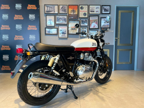 Imagen 5 de 25 de Royal Enfield Interceptor 650 Baker Express
