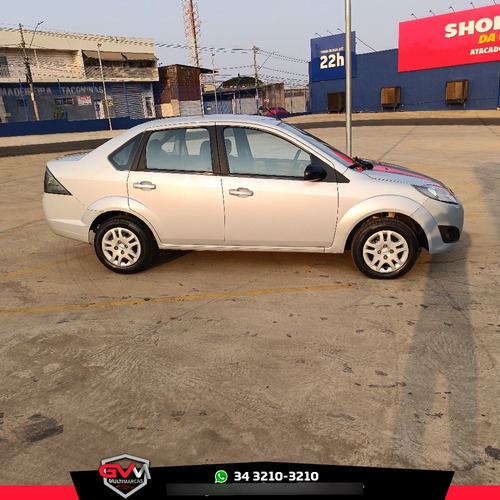 Ford Fiesta SED. 1.6 8V FLEX 4P