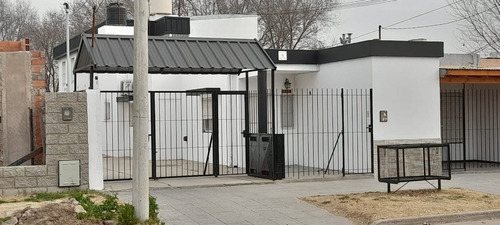 Complejo De Departamentos Sobre Crio. Valerga 1528