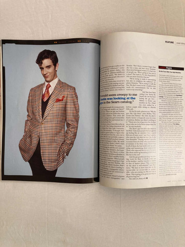 Revista Out / Ugly Betty Abril 2007 Impecable Lgbt+ (Usado)