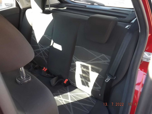 Imagen 10 de 22 de Ford Fiesta Kinetic Design 2016 1.6 S 120cv
