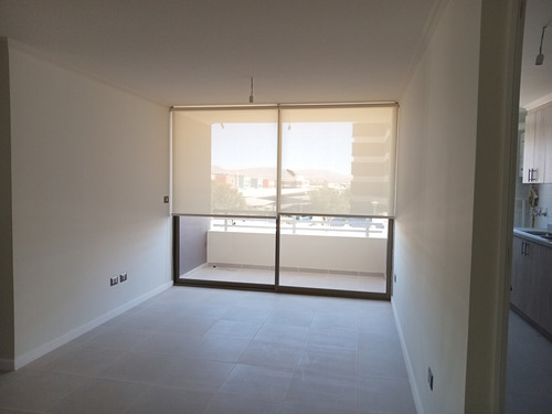 Edificio Av. Circunvalación (1 Est. 1 Bod.) Vista Oriente