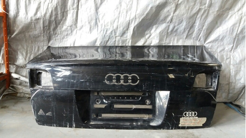 Tapa Cajuela Audi A4 2006-2009 Usada #180