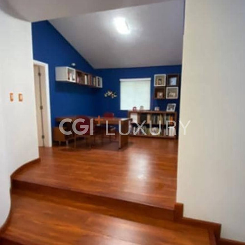 Cgi+ Luxury El Tigre Vende Hermosa Y Amplia Casa