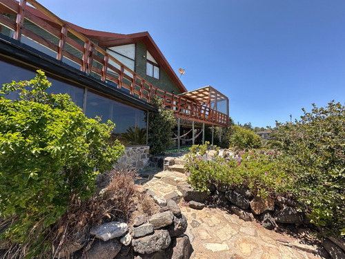 Casa En Primera Linea Con Increíble Vista Al Mar 10.000mts2