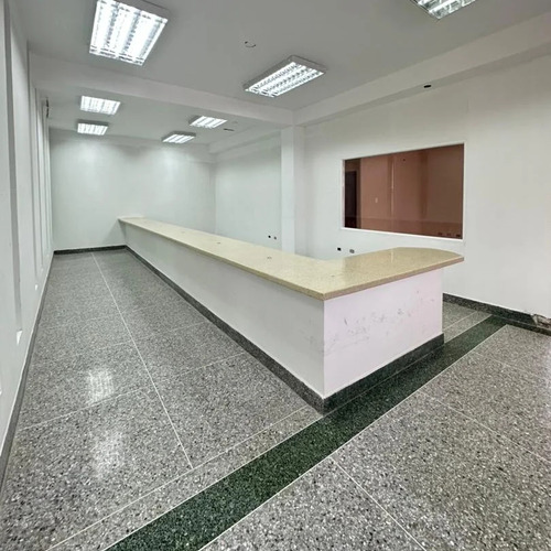 Imagen 8 de 9 de Lp Alquilo Edificio Comercial Empresarial En La Concordia