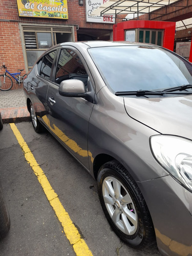 Nissan Versa 1.6 Advance