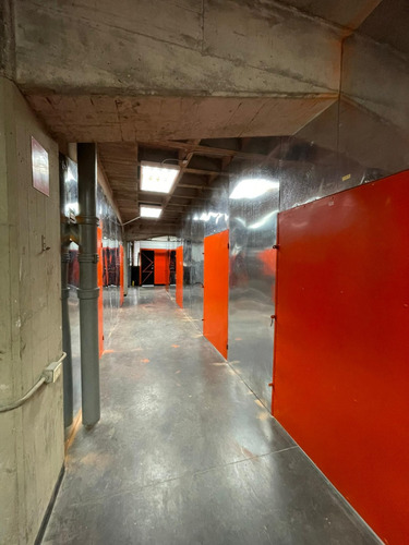 Alquiler Deposito En Zona Industrial La Lebrun De 28m2
