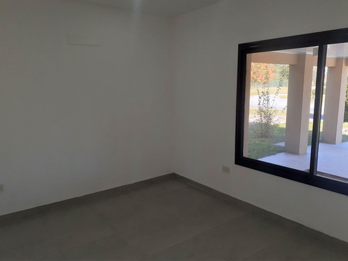 Imagen 21 de 30 de Venta Casa Quinta Lujan Del Sol Impecable Permuta