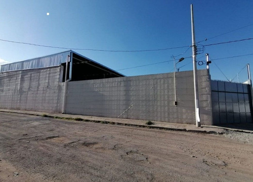 En Renta Bodega Industrial, Con Anden Y Oficinas, En La Deportistas