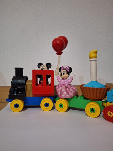 2 Sets De Lego Duplo - Cumpleaños De Minnie Y Desfile 