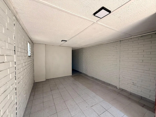 Jj Perez-ampuero Terreno 710m2/ Construidos 400 M2