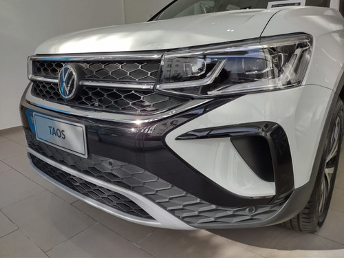 Volkswagen Taos Highline