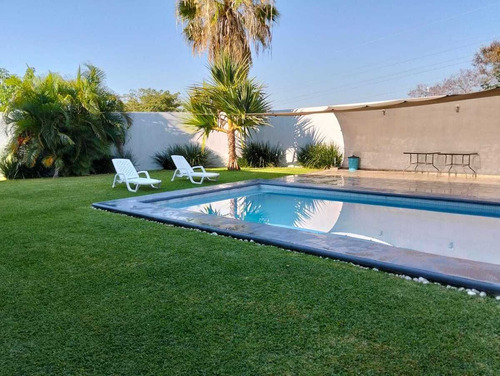 Casa En Venta, Club De Golf Santa Fe Xochitepec, 5 Recamaras