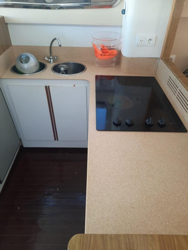 Imagen 10 de 15 de Hermoso Yate En Venta