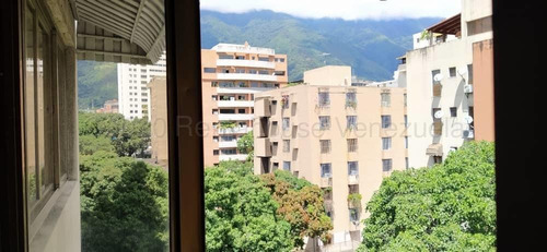 Amplio Apartamento En Venta