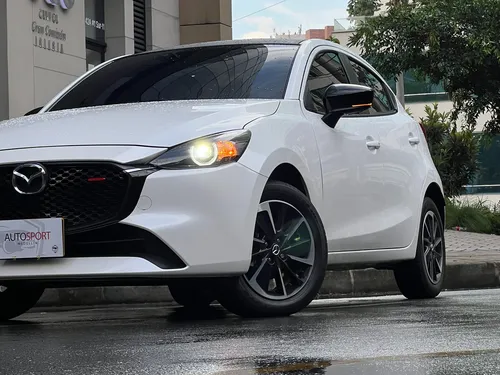 Mazda 2 Grand Touring 2.0 Carbon Edition