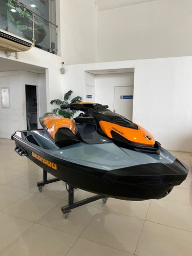 Imagem 4 de 15 de Sea Doo Gti 170 Som