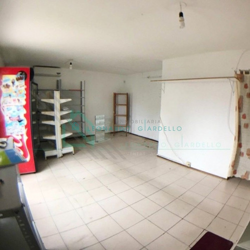 Imagen 4 de 9 de Colonia - Local Comercial En Punto Estratégico