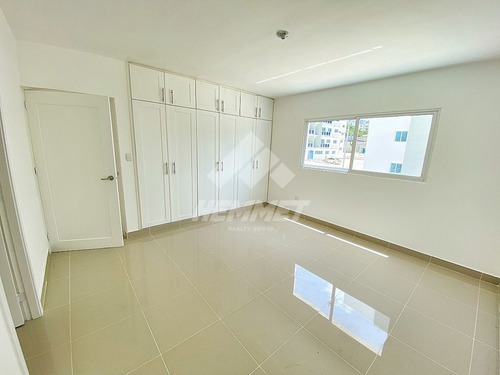 Apartamento Con Ascensor Carretera Luperon