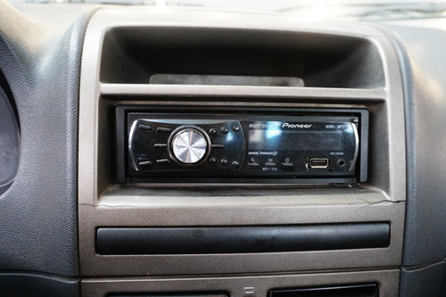 Fiat Strada 1.4 MPI TREKKING CS 8V FLEX 2P MANUAL