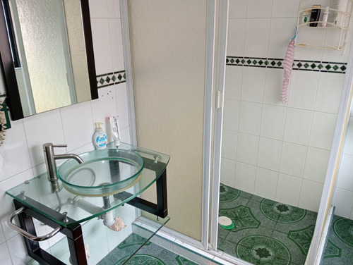 Propiedad Con 2 Casas , Temazcal Y 1 Oficina Terreno 759m2 Hbitable 627m2 En Santa Martha Acatitla