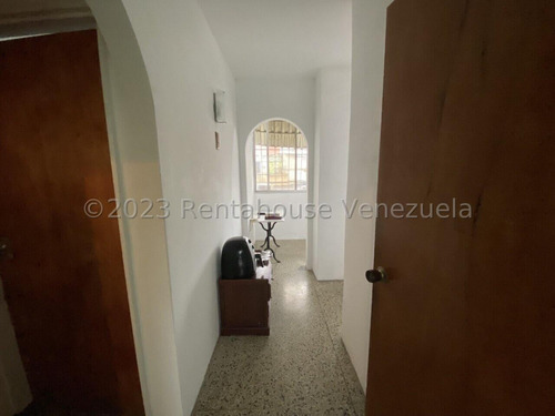 Apartamento En Venta Montecristo Mls #24-8363