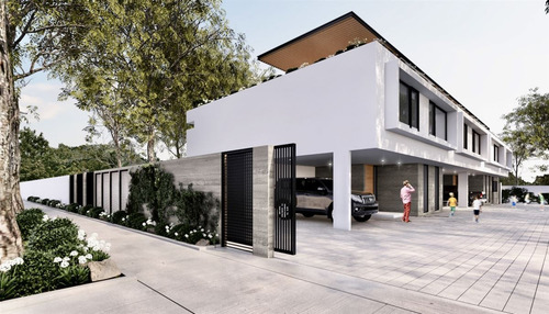 Casa En Venta De 3 Dorm. En Las Condes