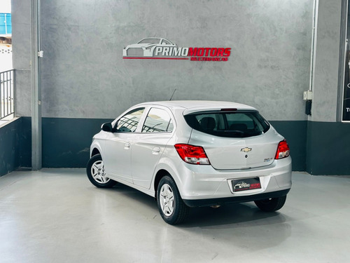 Chevrolet Onix 1.0 MPFI LT 8V FLEX 4P MANUAL