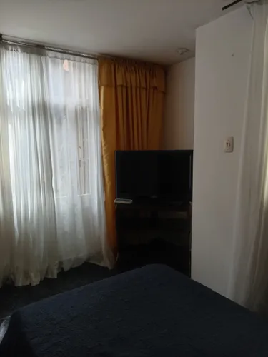 Habitación Amoblada En El Occidente Para 1 O 2 Personas, Baño Privado Y Servicios Incluidos Cerca Rcn, Plaza Central, Distrito Grafiti