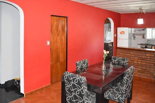 Casa Venta 2 Dormitorios 1 Baño 1 Patio 3 Cocheras 1140 Mts 2 Totales - Lisandro Olmos
