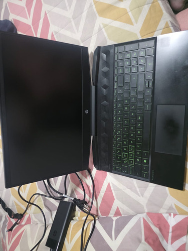 Laptop Hp Pavilion Gaming Modelo 15-dk0011la Verde (Usado)