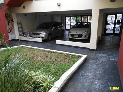 Tipo Ph - Patio - Terraza - 2 Cocheras - Duplex.-