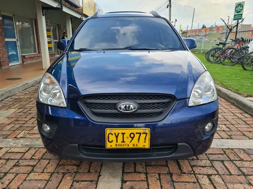 Kia Carens Rondo 2.0cc AT AA 4X2