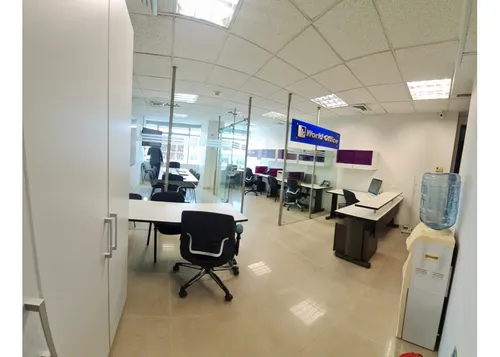 Oficina Amoblada En El Centro Empresarial Chipichape