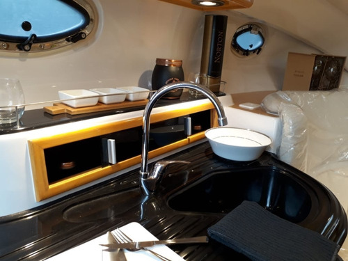 Imagen 9 de 12 de Nuevo A Botar, Crucero Daycruiser Aqualum 31