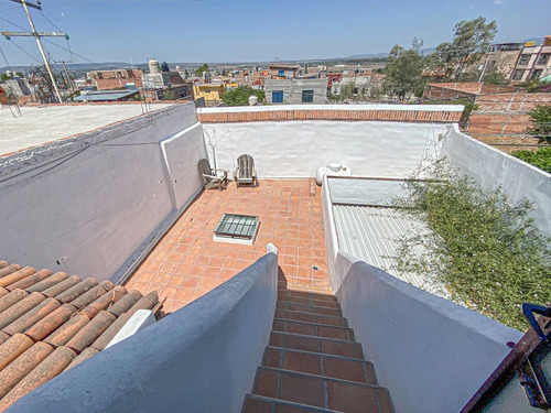 Casa Con Amplio Patio Y Roof Top A Minutos De Plaza La Luciérnaga: Insurgentes